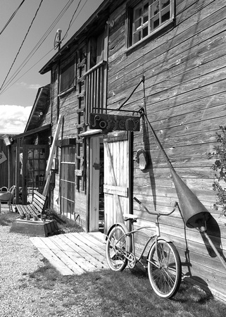 7847 Fish Town Pottery Shed bw.jpg